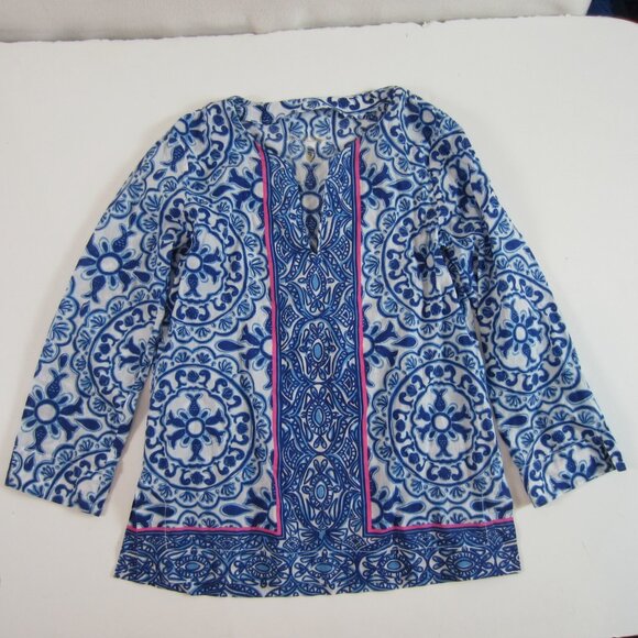 Lilly Pulitzer Tops - lilly pulitzer women's shirt blue vneck fish shirt xs